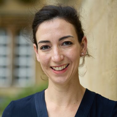 Dr Caroline Green