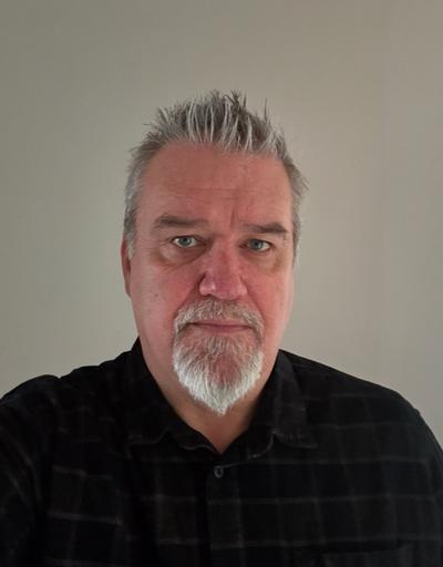 Peter Davies.jpeg